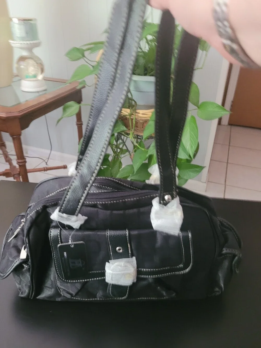 Black Women’s Shoulder Bag - Classic Everyday Style